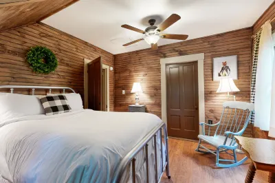 Historic Retreat Near Skiing & Town W/ Wonderful Views, Free WiFi, Gear Storage