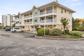 Sparkling Pool and Close to Beaches - Cozy Coastal Sanctuary