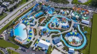 Access to Luxurious Resort Amenities and Water Park - Charming Escape Hotels in Four Corners