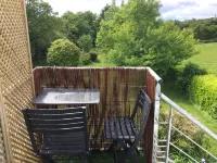 Apartment in the countryside between Quimper and Beaches