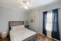 Dreamy Island Escape W/ Shared Pools, Free WiFi, Beach Access, and Central A/C