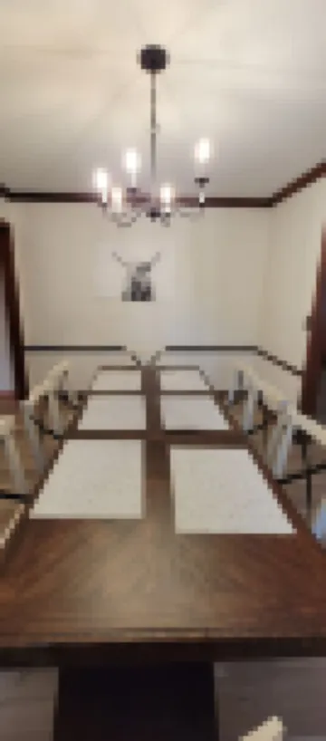 Expansive Grounds and Luxurious Hot Tub - Stunning Ranch Retreat