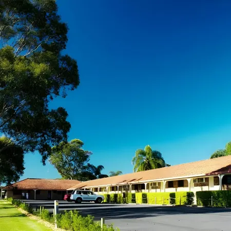 Lakeside Lodge Motel