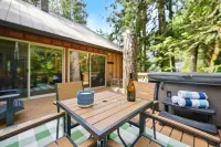 Mt Hood Retreat • Hot Tub/Pool • Sleeps 7 • Dogsok