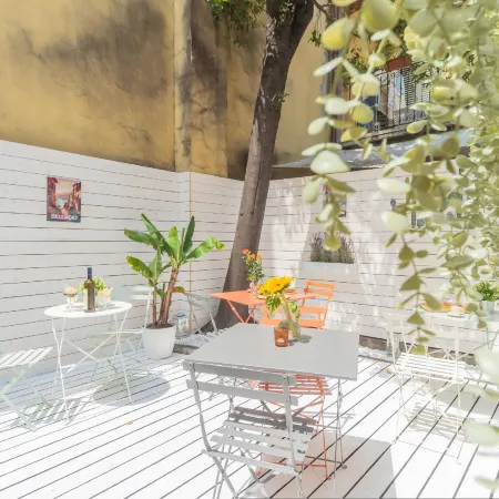 Como Dreams Apartments by Rent All Como