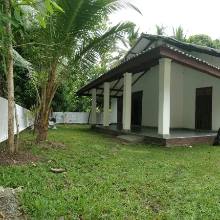 ISORA TRANSIT VILLA