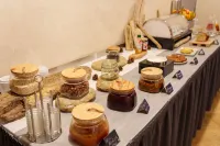 Hotel le Saint Jean - breakfast