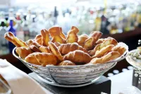 Bayview Hotel Beirut - พร้อมอาหารเช้า