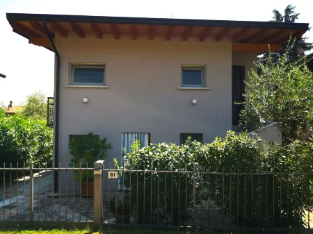 Open Space in the Village with Direct Access to the Beach