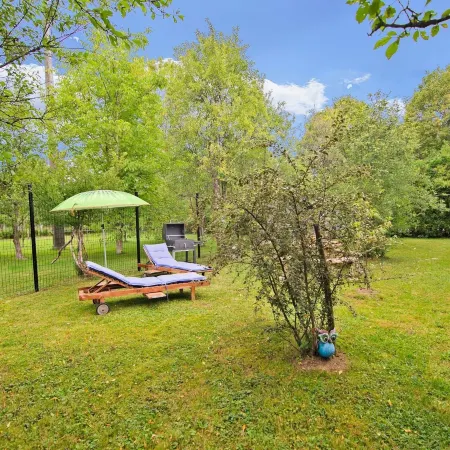 Charming Stay Near Forests