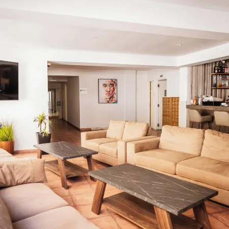 Paul Marie Hotel Apartments