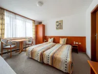 Spacious Holiday Home in the Eifel National Park Hotels near Urfttalsperre and Urftausee