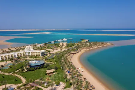 Palm Royale Resort - Soma Bay Отели в г. Qesm Safaga