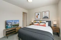 Urban Oasis Near Breweries & Old Town - Free Bikes