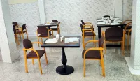GSM Crown Inn Hotel Hotels in Ogbodjo
