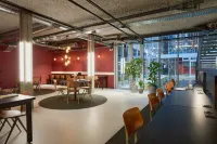 The Social Hub Toulouse - breakfast