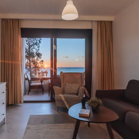 Apartments Kuce Lekovica Beach & Snack Bar- Bistro
