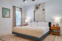 Panama City Beach House - the Starfish by Panhandle Getaways Các khách sạn ở Sunnyside