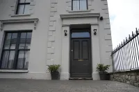Immaculate 1-Bed Apartment in Merthyr Tydfil - Wi-Fi