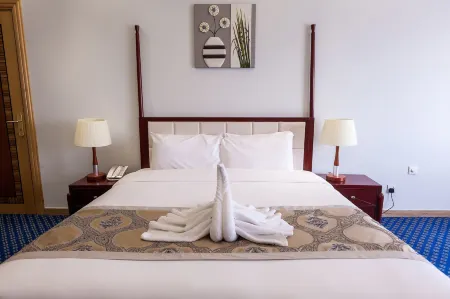 Red Castle Hotel Отели рядом с достопримечательностью «Шарджа Экспо Сентр»