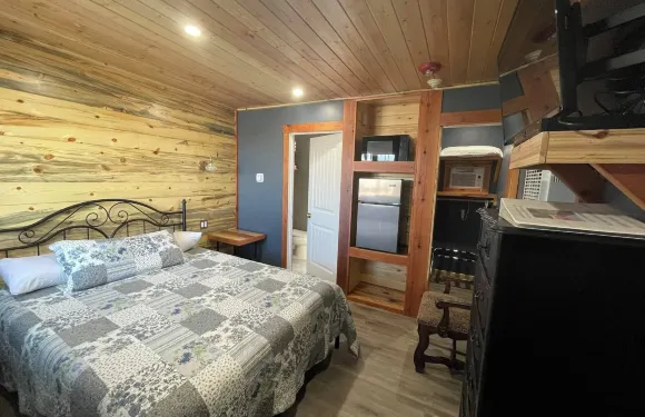 舒格洛夫山汽車旅館