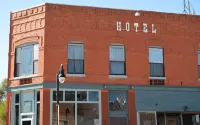 Holly Inn Suites