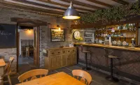 The Nags Head Inn Hôtels à : Llechryd
