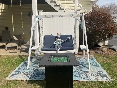 Cozy one bedroom-one bathroom /sleeps 4 Отели рядом с достопримечательностью «Cape May Lighthouse»