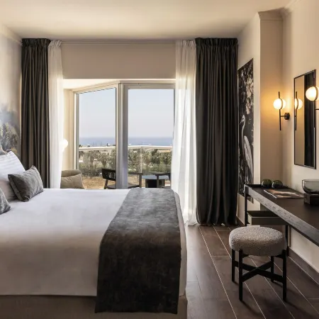 Cali Resort & Spa by Louis Hotels
