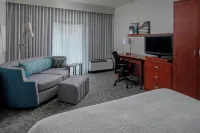 Courtyard Jacksonville at the Mayo Clinic Campus/Beaches Hotels near Hodges Stadium