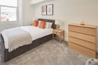 Host & Stay - Seaview Retreat