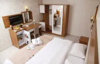 Favorite Otel Hotels in Yaylacık