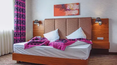Airport Global Hotel, Olive Inn فنادق في مورفلدن والدورف