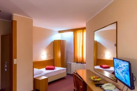 Hotel Park Отели в г. Gornji Koncovcak