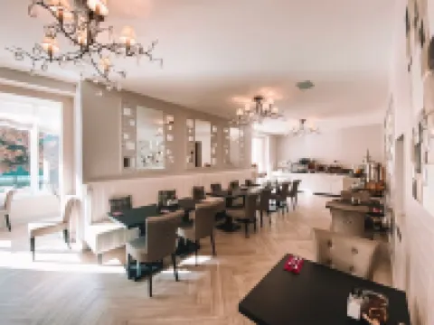 Hôtel le White - le 42 Restaurant