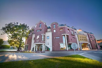 Grot Hotel