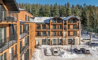 Ostoja Parku Narodowego, Sun & Snow