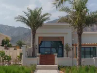 Naama Beach Villas & Spa Hotels in Al Aqah