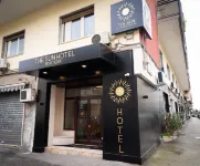 The Sun Hotel Boutique Naples Hotel in zona Istituto Diagnostico Varelli S.r.l.