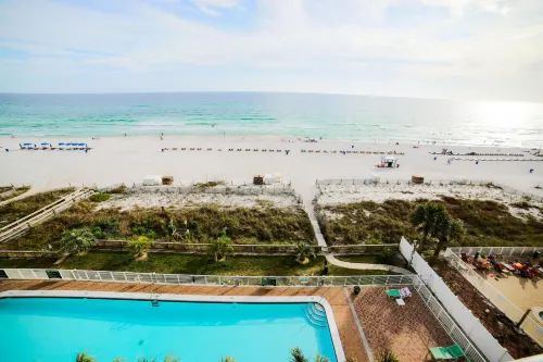 Twin Palms by Book That Condo