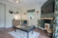 The Stables - 2 Bedroom Cottage - Princes Gate Hotels in Narberth