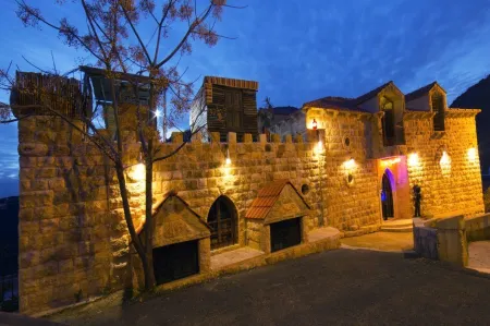 Remhala Guest House Отели в г. Barouk