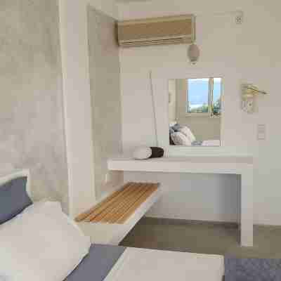 Lagada Beach Hotel Rooms