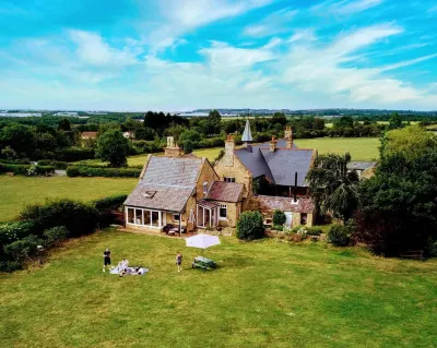 Unique Countryside Cottage Close to Sunderland