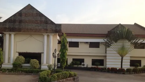 Eastern Comfort and Suites - Desayuno