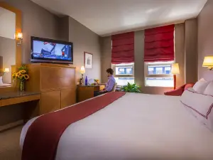 Hotel Giraffe by Library Hotel Collection