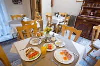 Helios Hotel Apartments Hotels in Budaors