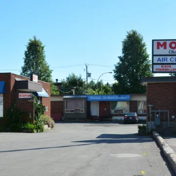 Motel Chez Nous
