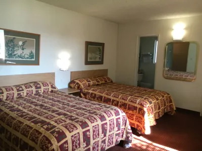 American Inn Hotel dekat George M Gibson Senior Center