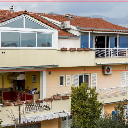Luxury Apartment Alduk Close to Znjan Beach with the Sea View